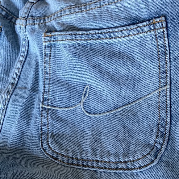 By Egreis Light Wash Denim Sawyer Jeans - Picture 8 of 8